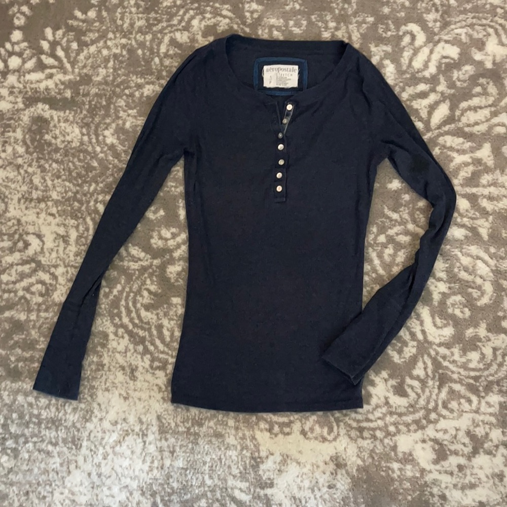 Aeropostale Henley top.